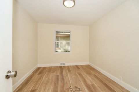 Tiny photo for 302 Henderson Avenue, Joliet, IL 60432 (MLS # 12479511)