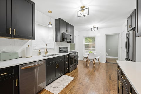 Tiny photo for 7450 S Bennett Avenue, Chicago, IL 60649 (MLS # 12791406)