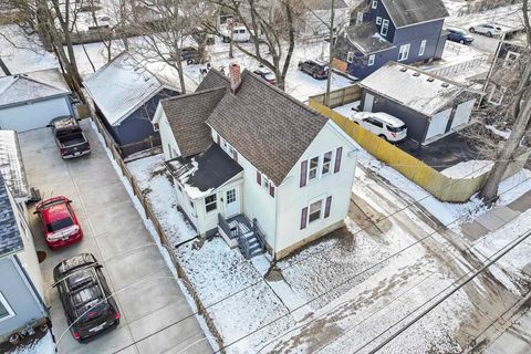 Tiny photo for 418 W Illinois Avenue, Aurora, IL 60506 (MLS # 12568714)