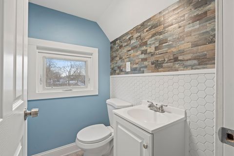 Tiny photo for 418 W Illinois Avenue, Aurora, IL 60506 (MLS # 12568714)