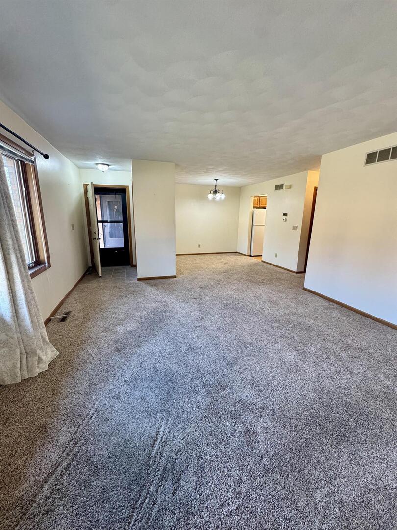 2500 Grant Street 109