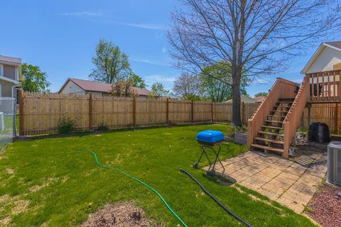 Tiny photo for 21 Cedar Court, Bloomington, IL 61701 (MLS # 12622906)