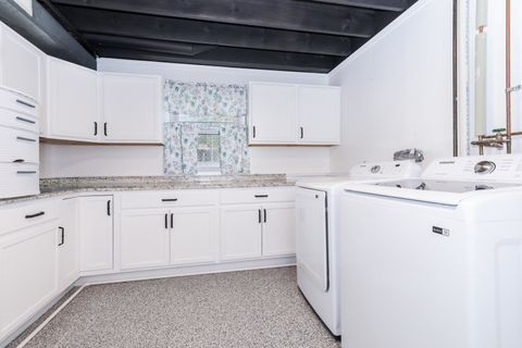 Tiny photo for 21 Cedar Court, Bloomington, IL 61701 (MLS # 12622906)