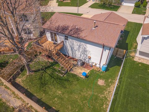 Tiny photo for 21 Cedar Court, Bloomington, IL 61701 (MLS # 12622906)