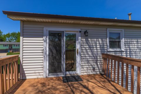 Tiny photo for 21 Cedar Court, Bloomington, IL 61701 (MLS # 12622906)