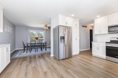 Tiny photo for 21 Cedar Court, Bloomington, IL 61701 (MLS # 12622906)