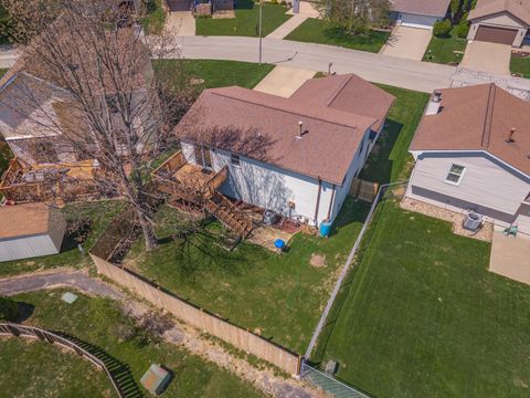 Tiny photo for 21 Cedar Court, Bloomington, IL 61701 (MLS # 12622906)