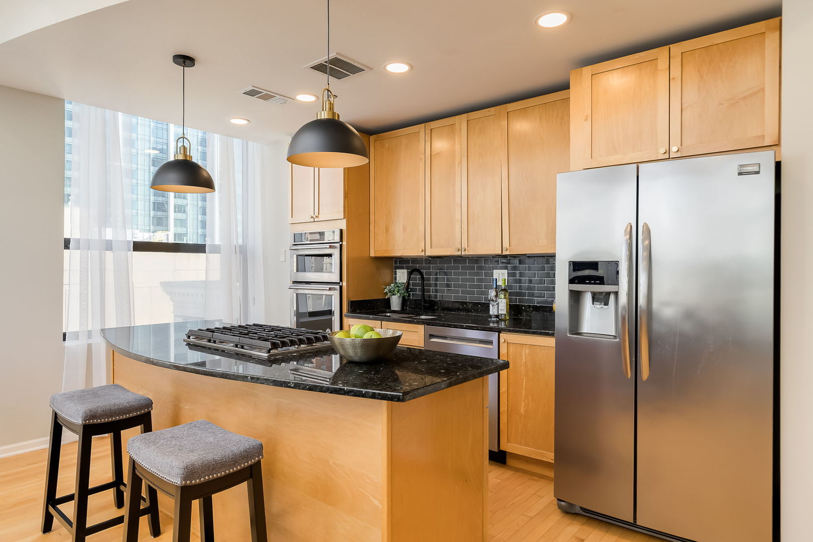 910 S Michigan Avenue 1211