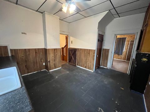 Tiny photo for 3302 Rockingham Rd Road, Davenport, IA 52802 (MLS # 100000458)