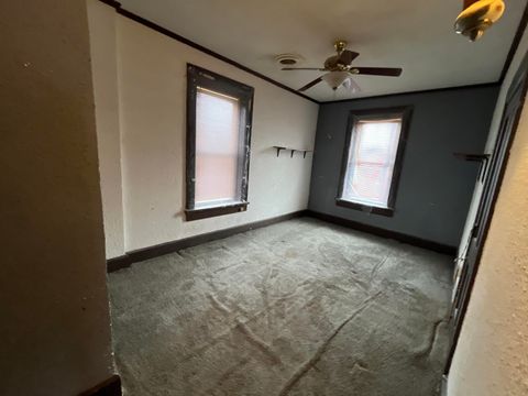 Tiny photo for 3302 Rockingham Rd Road, Davenport, IA 52802 (MLS # 100000458)