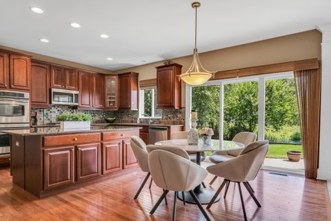 Tiny photo for 1313 Turnberry Lane, Mundelein, IL 60060 (MLS # 12428559)