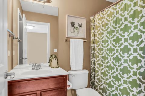 Tiny photo for 1313 Turnberry Lane, Mundelein, IL 60060 (MLS # 12428559)