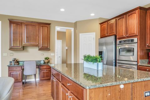 Tiny photo for 1313 Turnberry Lane, Mundelein, IL 60060 (MLS # 12428559)
