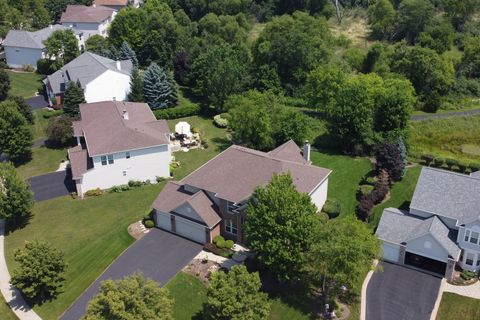 Tiny photo for 1313 Turnberry Lane, Mundelein, IL 60060 (MLS # 12428559)