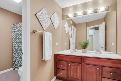 Tiny photo for 1313 Turnberry Lane, Mundelein, IL 60060 (MLS # 12428559)