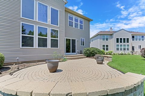 Tiny photo for 1313 Turnberry Lane, Mundelein, IL 60060 (MLS # 12428559)