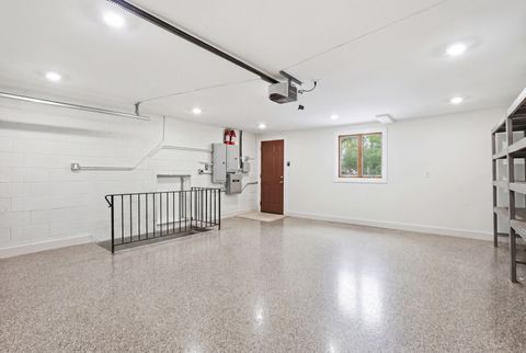 Tiny photo for 212 E Monterey Avenue, Schaumburg, IL 60193 (MLS # 12600390)