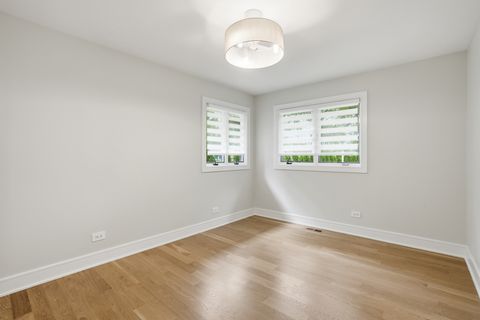 Tiny photo for 212 E Monterey Avenue, Schaumburg, IL 60193 (MLS # 12600390)