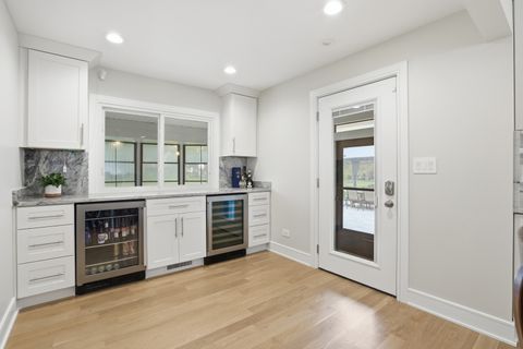 Tiny photo for 212 E Monterey Avenue, Schaumburg, IL 60193 (MLS # 12600390)