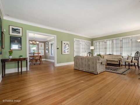 Tiny photo for 320 N Scoville Avenue, Oak Park, IL 60302 (MLS # 12652008)