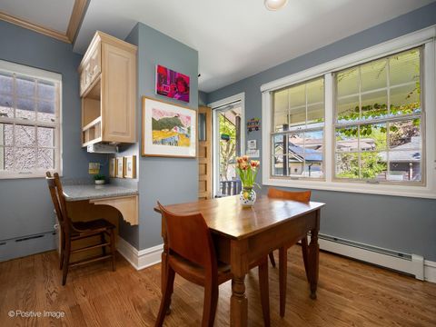 Tiny photo for 320 N Scoville Avenue, Oak Park, IL 60302 (MLS # 12652008)