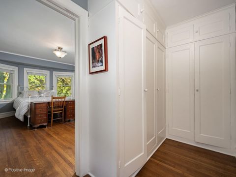 Tiny photo for 320 N Scoville Avenue, Oak Park, IL 60302 (MLS # 12652008)