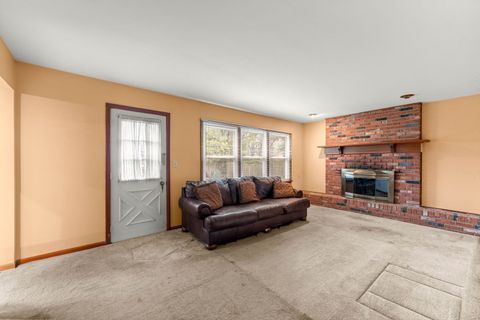 Tiny photo for 302 Meadow Drive, Shorewood, IL 60404 (MLS # 12585694)