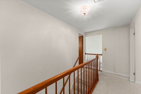 Tiny photo for 302 Meadow Drive, Shorewood, IL 60404 (MLS # 12585694)