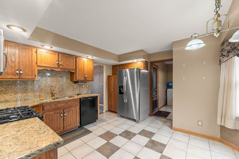 Tiny photo for 302 Meadow Drive, Shorewood, IL 60404 (MLS # 12585694)