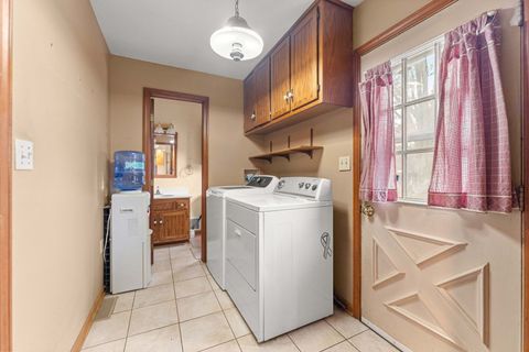 Tiny photo for 302 Meadow Drive, Shorewood, IL 60404 (MLS # 12585694)