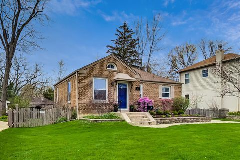 A home in Clarendon Hills