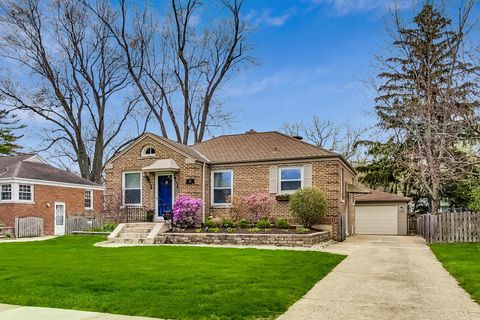 A home in Clarendon Hills