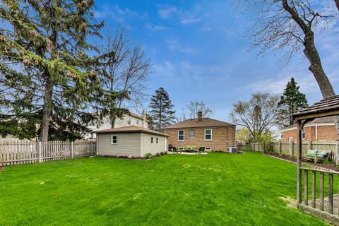 A home in Clarendon Hills