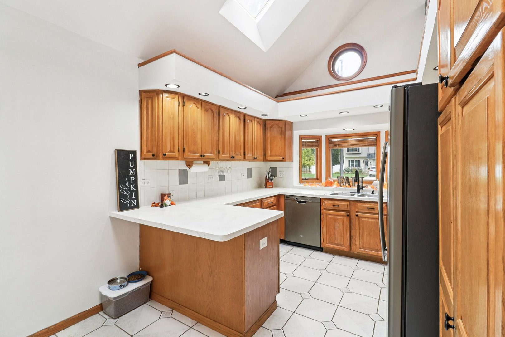 1039 S School Street