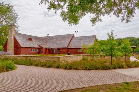 Tiny photo for 84 N Parkside Avenue, Glen Ellyn, IL 60137 (MLS # 12512072)