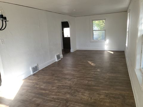 Tiny photo for 1433 5TH Avenue, Rockford, IL 61104 (MLS # 12505474)