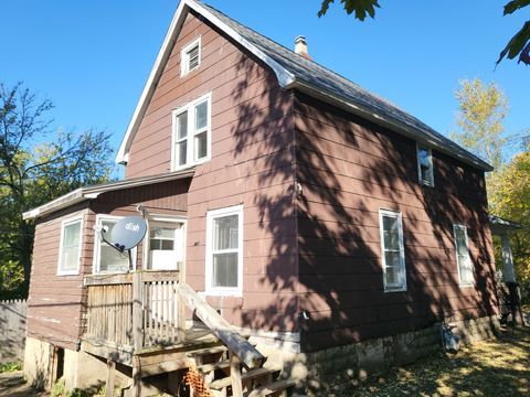 Tiny photo for 1433 5TH Avenue, Rockford, IL 61104 (MLS # 12505474)