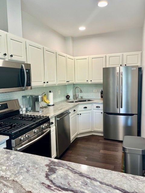 Tiny photo for 479 River Bend Road #111, Naperville, IL 60540 (MLS # 12487896)