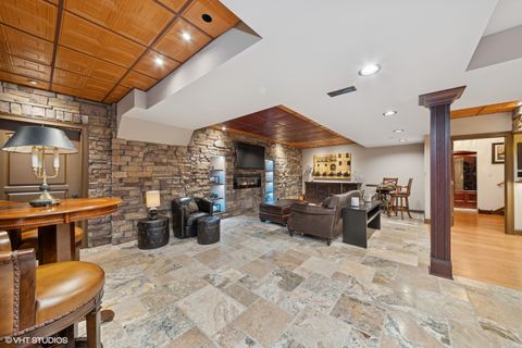 Tiny photo for 580 Oak Street, Glen Ellyn, IL 60137 (MLS # 12418941)