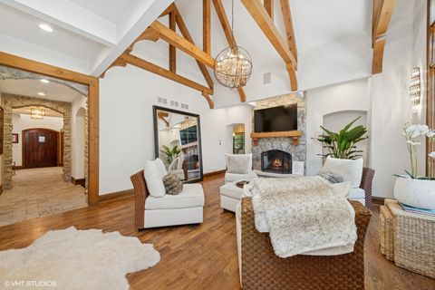 Tiny photo for 580 Oak Street, Glen Ellyn, IL 60137 (MLS # 12418941)