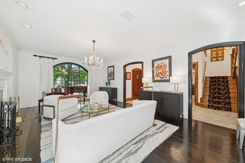 Tiny photo for 580 Oak Street, Glen Ellyn, IL 60137 (MLS # 12418941)