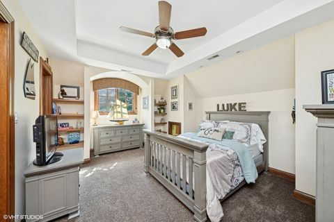 Tiny photo for 580 Oak Street, Glen Ellyn, IL 60137 (MLS # 12418941)