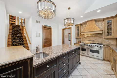 Tiny photo for 580 Oak Street, Glen Ellyn, IL 60137 (MLS # 12418941)