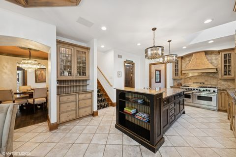 Tiny photo for 580 Oak Street, Glen Ellyn, IL 60137 (MLS # 12418941)