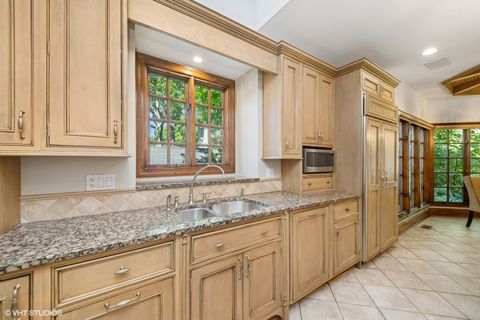 Tiny photo for 580 Oak Street, Glen Ellyn, IL 60137 (MLS # 12418941)