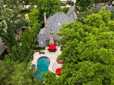 Tiny photo for 580 Oak Street, Glen Ellyn, IL 60137 (MLS # 12418941)