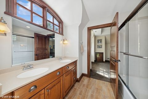 Tiny photo for 580 Oak Street, Glen Ellyn, IL 60137 (MLS # 12418941)