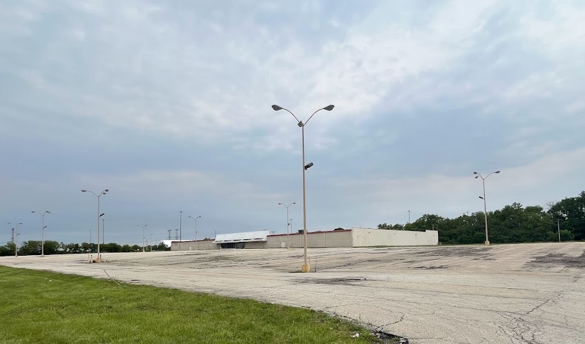1500 W Lincoln Highway