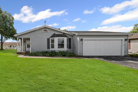 Photo of 3 Furlong Court, Grayslake, IL 60030 (MLS # 12482746)