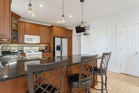 Tiny photo for 518 N Lombard Avenue, Oak Park, IL 60302 (MLS # 12620555)